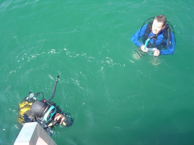 Joel et Daniel dans l'eau