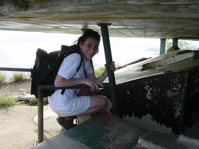 Christelle squatting