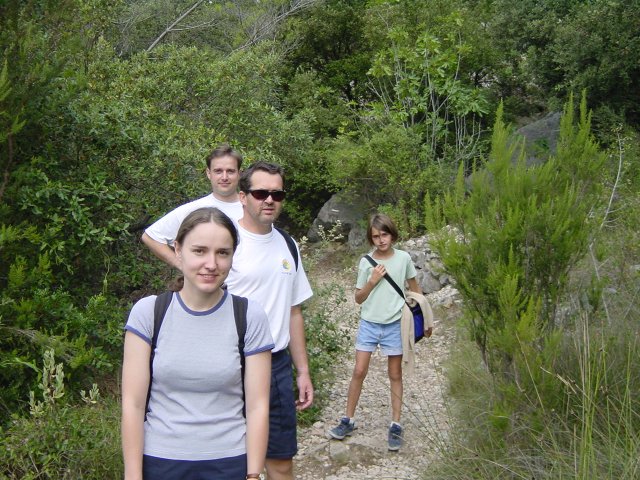 Back to front (;-) Yves): Alice, Yves, Daniel, Carine