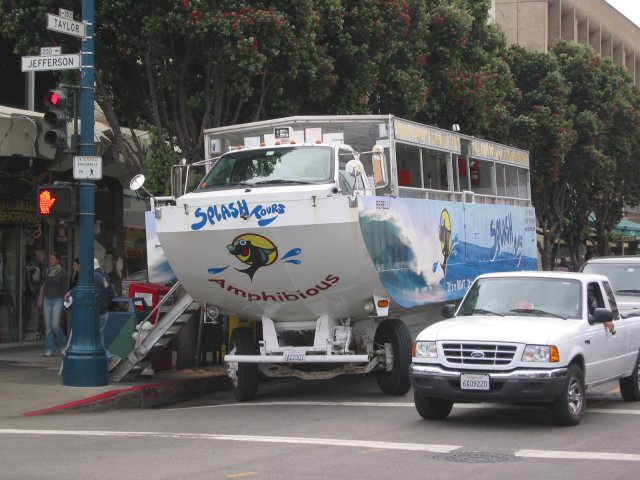 Splash tour boat-truck