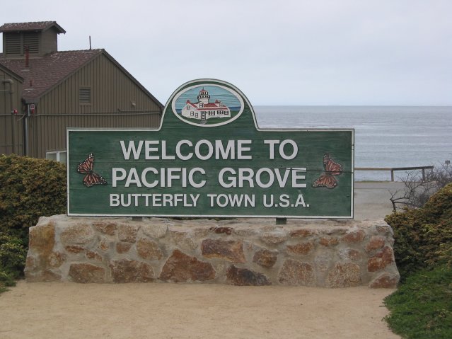 Sign reading "Welcome to Pacific Grove"