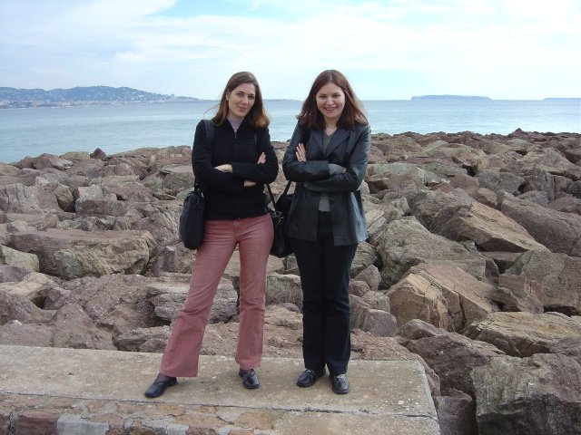 Coralie and Alexandra on the dam of rocks by the hotel