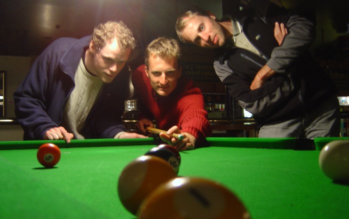 Game of pool, Christchurch: Joel, Fabrice, Nico