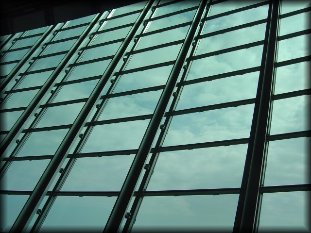 Glass wall at Nice Terminal 2