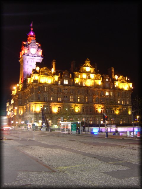 The Balmoral Hotel at night