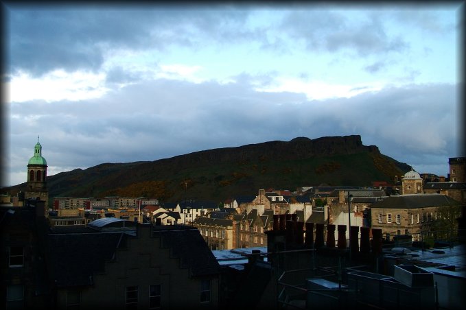 From room 276 at Radisson SAS on the Royal Mile, we had a view on rooftops, and the city that lied between High Street and Arthur's Seat. 