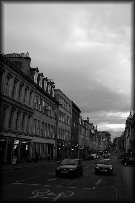 This is South Bridge. (black and white version)