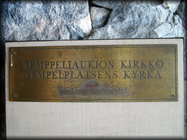 Plaque at the entrance of the Temppeliaukio Church.