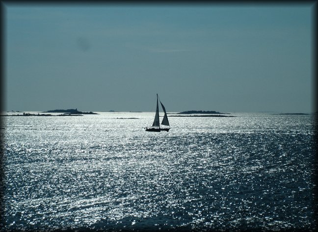 Sailing on quicksilver