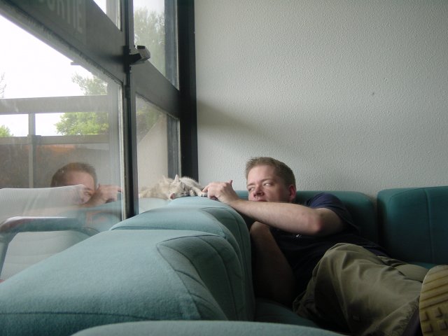 Emu and ksh on the sofas