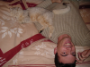 Emu et Steph vautres sur le lit