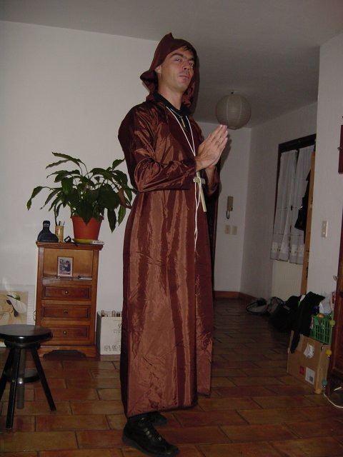 Stephane (Glow in the dark cross Monk)