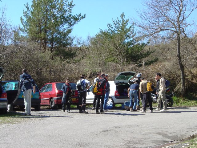 Tout le monde descend de voiture