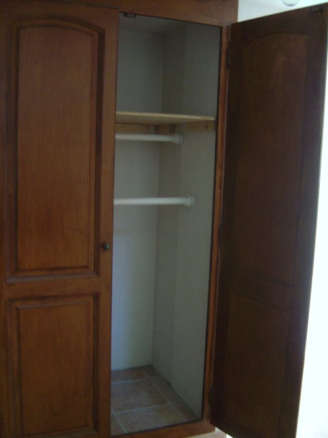 Cupboard in the entrance hall