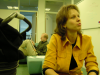 Caroline en grande explication, Bert au fond