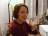 Isabelle levant son verre a the' et me souriant