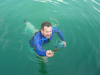Daniel dans l'eau rend sa spatule