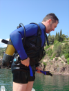Daniel quitte sa ceinture lestee