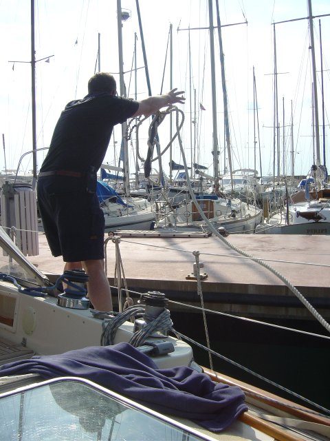 Daniel jette l'amare