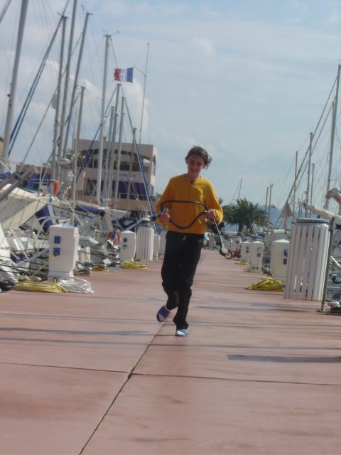 Alice en train de courir