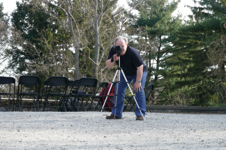 Richard aiming