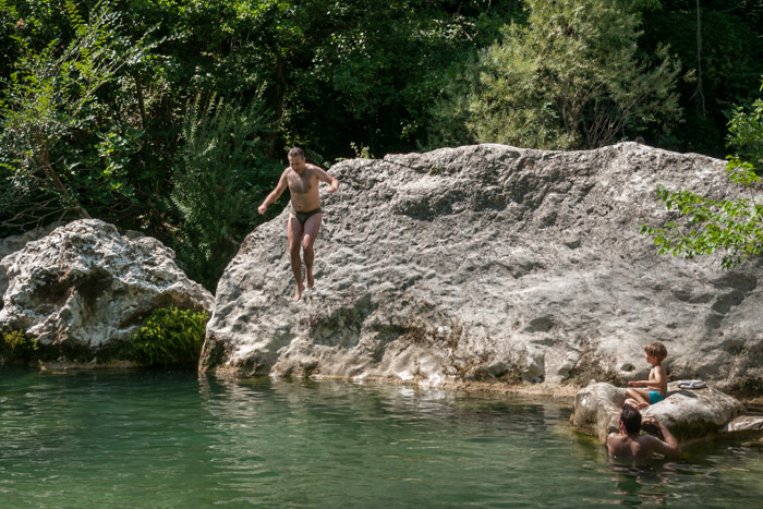Vlad jumping