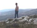 39_David_au_bord_de_la_falaise.JPG