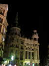 Palais Madril\350ne la nuit