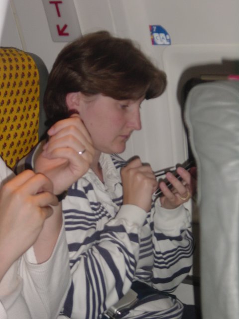 Fr\351do dans l'avion Nice-Madrid d\351couvre le Palm Pilot