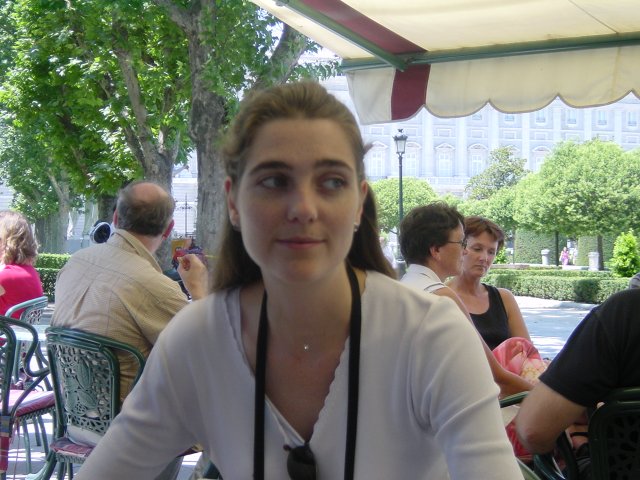 Coralie, terrasse du cafe de oriente