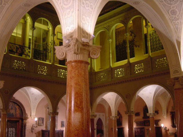 View of the columns and second floor of the dining room