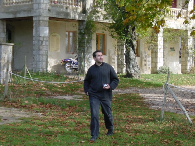 Daniel holding a boule