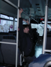 Canard se suspend dans le bus