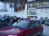 Neurone a cote de la voiture de Steph, sa bouche en forme de big bisou
