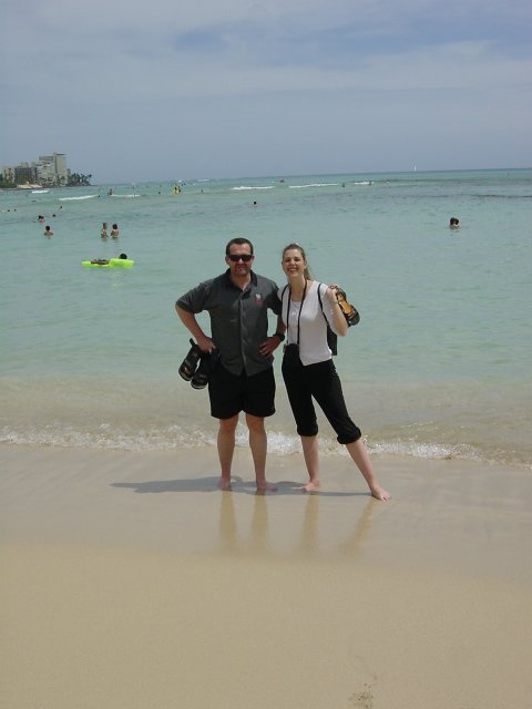 Daniel and Coralie, feet in the water