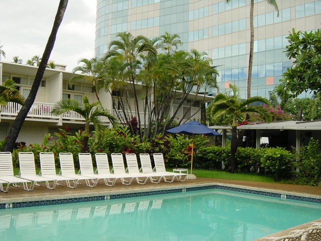 Our hotel: Hawaiiana Hotel