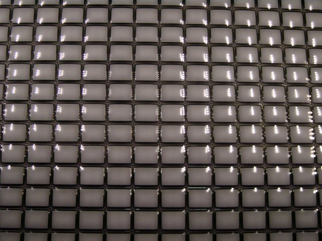 Salle d'attente du Pavillon de la Vienne: Mur d'ecrans tele (850)