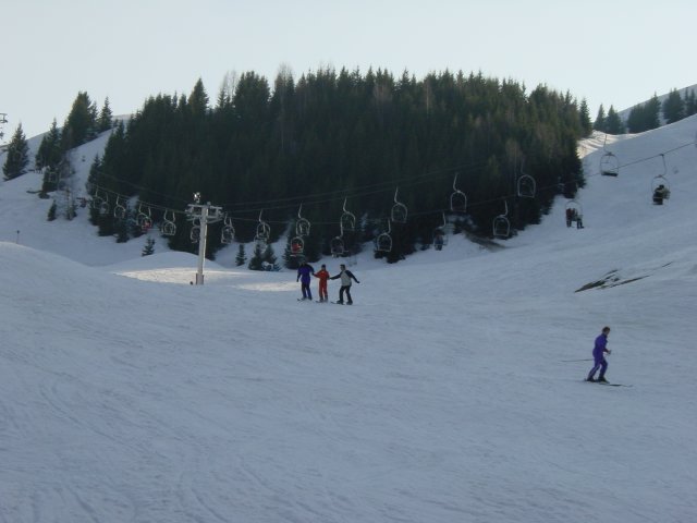 Le trio a patinettes