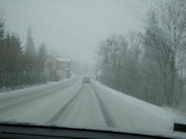 Il neige au dessus de Gap, la neige commence a tenir