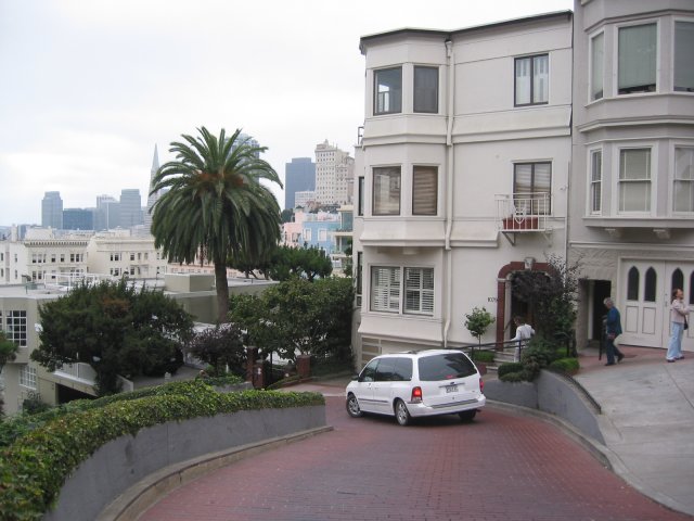Looking down on Lombard street