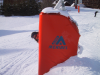 Sophie a Meribel: cache-cache derriere un canon a neige