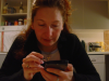 Sophie joue avec le palm d'Andrew