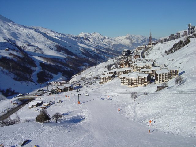 Vue sur la station depuis une tele-benne