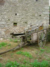 La charrette a cote' de la grange