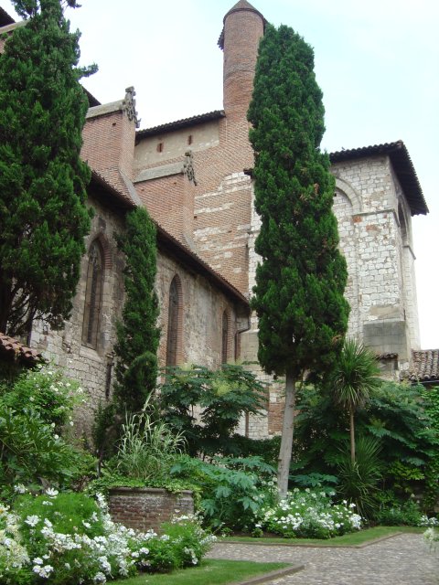 Cloitre de la Collegiale Saint Salvi