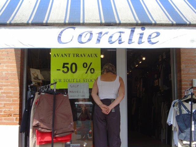 Devanture du magasin Coralie 