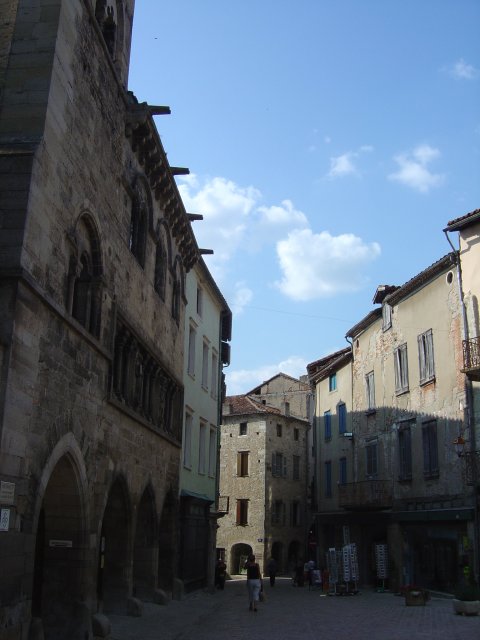 Anciennes batisses et galerie