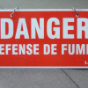 "DANGER defense de fumer --Lafon" ;)