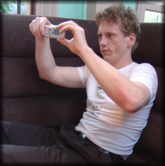 ericP too has a cameraphone