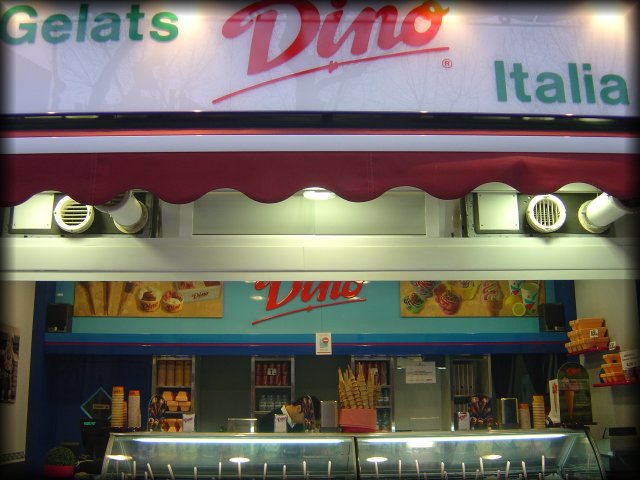 Dino, Gelats Italia